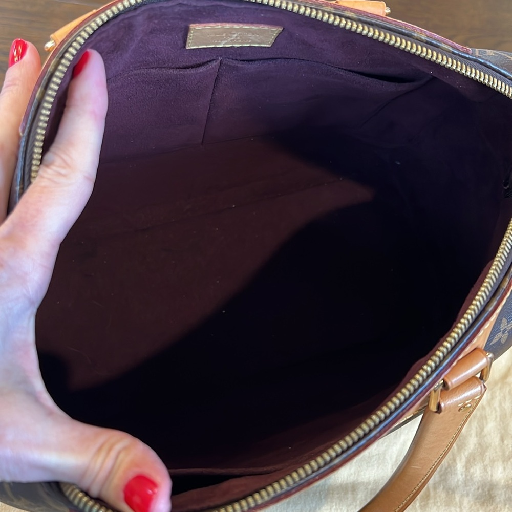 Louis Vuitton Monogram Retiro Handbag - Picture 11 of 16